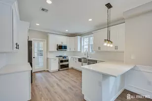 7 Vale St, Edison, NJ 08817 - Photo 19