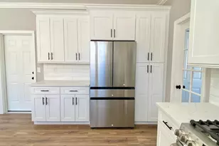 7 Vale St, Edison, NJ 08817 - Photo 25