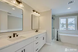 7 Vale St, Edison, NJ 08817 - Photo 35