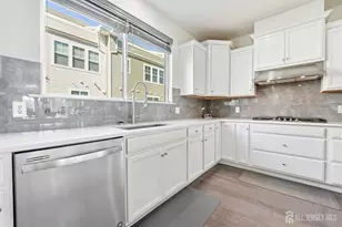 60 Audley St, North Brunswick Township, NJ 08902 - Photo 19