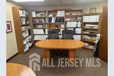 5 Mountain Boulevard #12, Warren Township, NJ 07059 - Photo 3