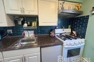 88 Fox Rd, Edison, NJ 08817 - Photo 7