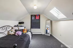 208 Gordon St, Perth Amboy, NJ 08861 - Photo 17