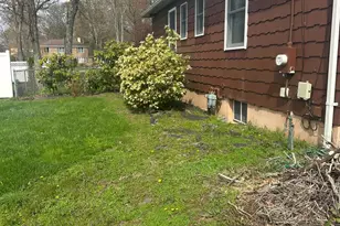 1177 Aaron Rd, North Brunswick Township, NJ 08902 - Photo 3