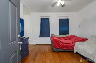 661 Kennedy Blvd, Bayonne, NJ 07002 - Photo 23