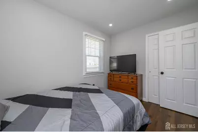 827 Lincoln Avenue, Manville, NJ 08835 - Photo 17