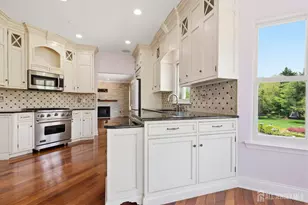 6 Deerfield Dr, Monroe Township, NJ 08831 - Photo 11