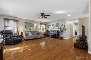 27 Summerall Rd, Franklin Township, NJ 08873 - Photo 3