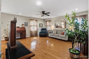 27 Summerall Rd, Franklin Township, NJ 08873 - Photo 5