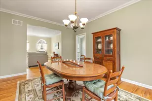 2 Nicole Dr, Franklin Township, NJ 08873 - Photo 9