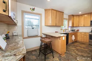 39 S 5th Ave, Highland Park, NJ 08904 - Photo 15