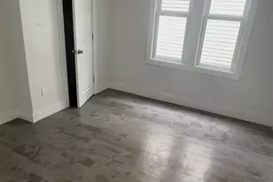 21 Oak St, East Orange, NJ 07018 - Photo 5