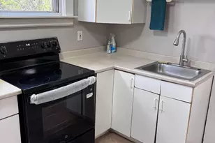 211 S 11th Ave, Highland Park, NJ 08904 - Photo 9