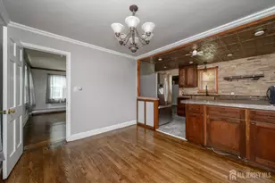 212 Echo Ave, Edison, NJ 08837 - Photo 9