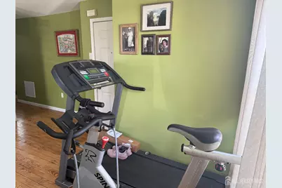 31 Edwin Street, Carteret, NJ 07008 - Photo 9