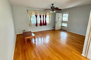 4 Texas Ct, Old Bridge Township, NJ 07747 - Photo 7