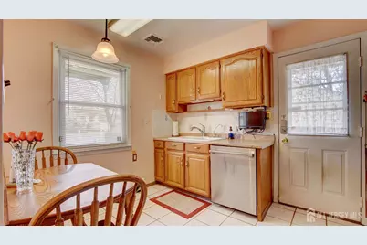 314 Adirondack Avenue, Spotswood, NJ 08884 - Photo 19