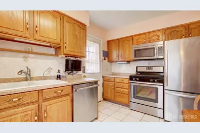 314 Adirondack Avenue, Spotswood, NJ 08884 - Photo 17