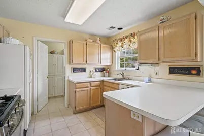 26 Tall Oaks Court, Old Bridge Township, NJ 08857 - Photo 11