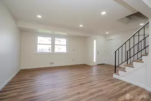 26 Davids Ct, South Brunswick Township, NJ 08810 - Photo 3