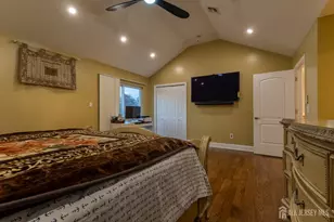 55 Walnut St, Edison, NJ 08817 - Photo 23