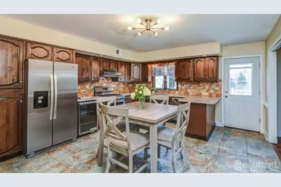 94 McCutcheon Avenue, Sayreville, NJ 08872 - Photo 5
