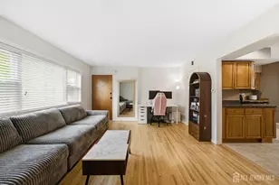187 Evergreen Rd, Edison, NJ 08837 - Photo 11