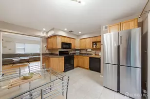 187 Evergreen Rd, Edison, NJ 08837 - Photo 3
