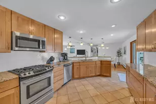 71 Pine St, Spotswood, NJ 08884 - Photo 11