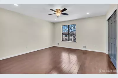 53 Heritage Lane, Fords, NJ 08863 - Photo 21