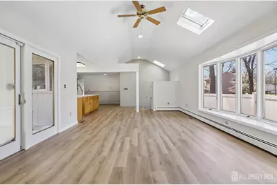 44 Colonia Place, Middlesex, NJ 07067 - Photo 15