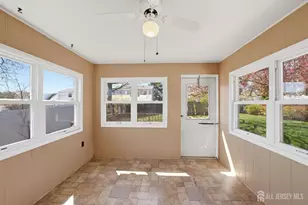 246 E Henry Pl E, Iselin, NJ 08830 - Photo 21