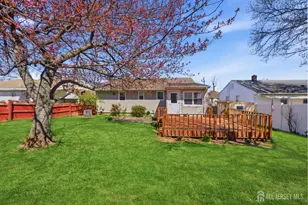 246 E Henry Pl E, Iselin, NJ 08830 - Photo 25