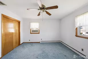 246 E Henry Pl E, Iselin, NJ 08830 - Photo 15