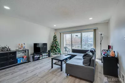 409 Lancaster Court, Piscataway Township, NJ 08854 - Photo 5