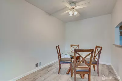 409 Lancaster Court, Piscataway Township, NJ 08854 - Photo 9