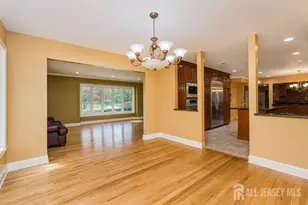 18 Wedgewood Ct, East Brunswick Township, NJ 08816 - Photo 11
