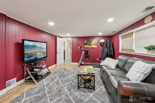 37 Merker Dr, Edison, NJ 08837 - Photo 17