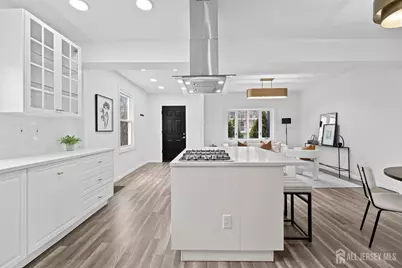 255 S 6th Avenue S, Highland Park, NJ 08904 - Photo 7