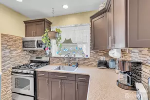 1951 Price St, Rahway, NJ 07065 - Photo 9