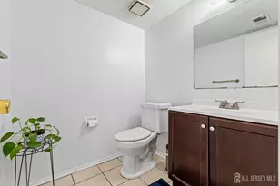 51 Westgate Dr, Edison, NJ 08820 - Photo 23