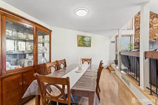 51 Westgate Dr, Edison, NJ 08820 - Photo 15