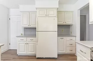 21 Valley Forge Dr, East Brunswick Township, NJ 08816 - Photo 19