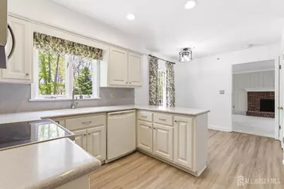 21 Valley Forge Drive, East Brunswick Township, NJ 08816 - Photo 17