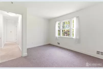 21 Valley Forge Drive, East Brunswick Township, NJ 08816 - Photo 33
