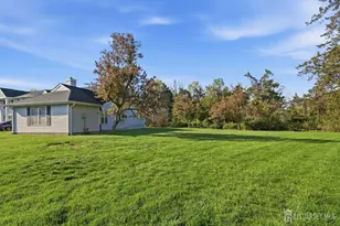 363 Cotswold Pl, Franklin Township, NJ 08873 - Photo 37