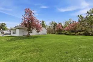 363 Cotswold Pl, Franklin Township, NJ 08873 - Photo 27