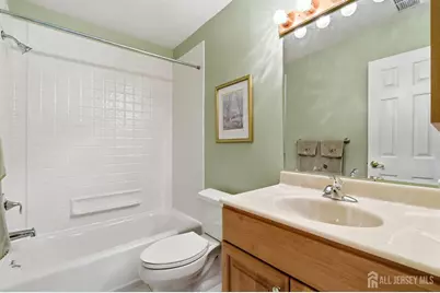 363 Cotswold Place, Franklin Township, NJ 08873 - Photo 17