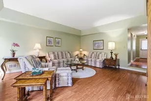 363 Cotswold Pl, Franklin Township, NJ 08873 - Photo 11