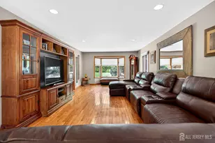 11 Apple Manor Ln, East Brunswick Township, NJ 08816 - Photo 7